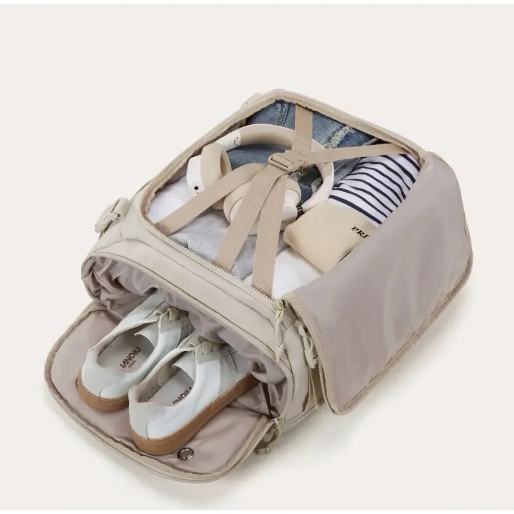 BagSmart Blast 28L Travel Backpack